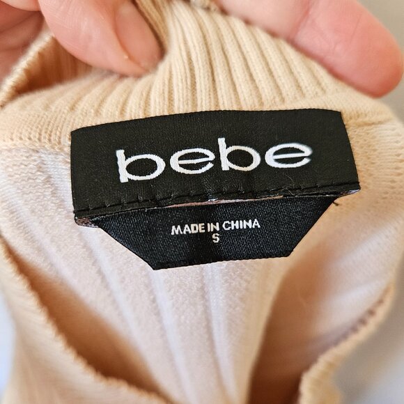 Bebe Sleeveless Turtle Neck Top Sz S - Picture 2 of 6